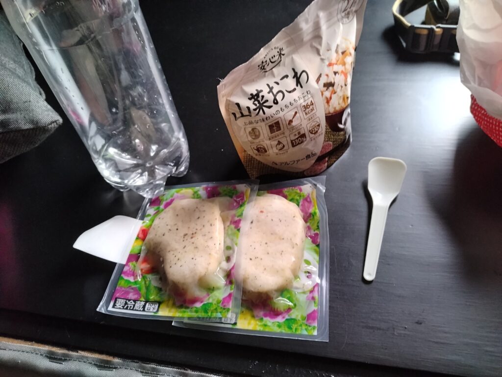 車中泊中の食事