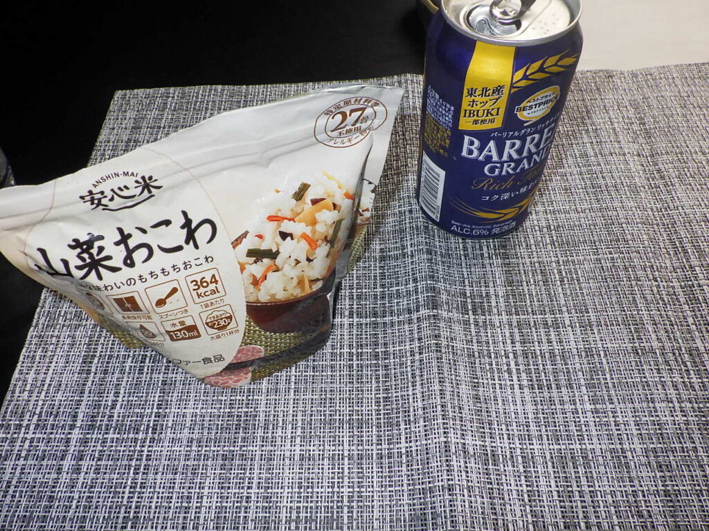 車中泊中の食事
