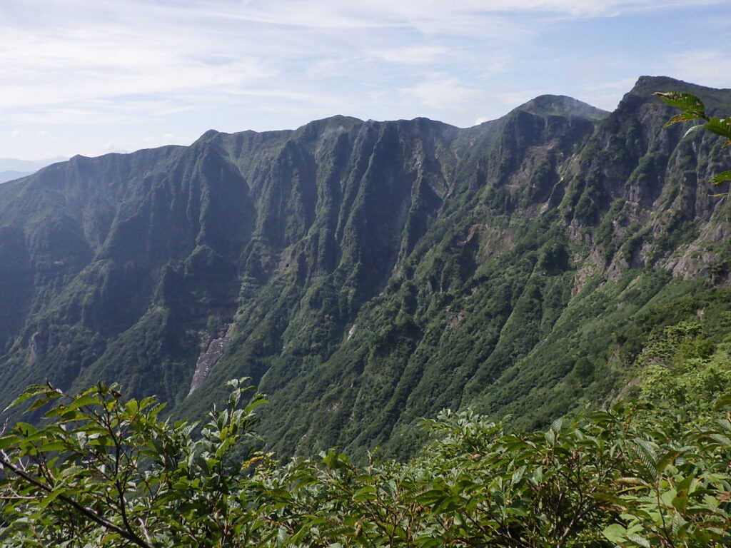 鬼ヶ面山
