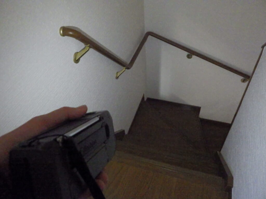 Greeshowの防災ラジオ「GS-298」LEDモード