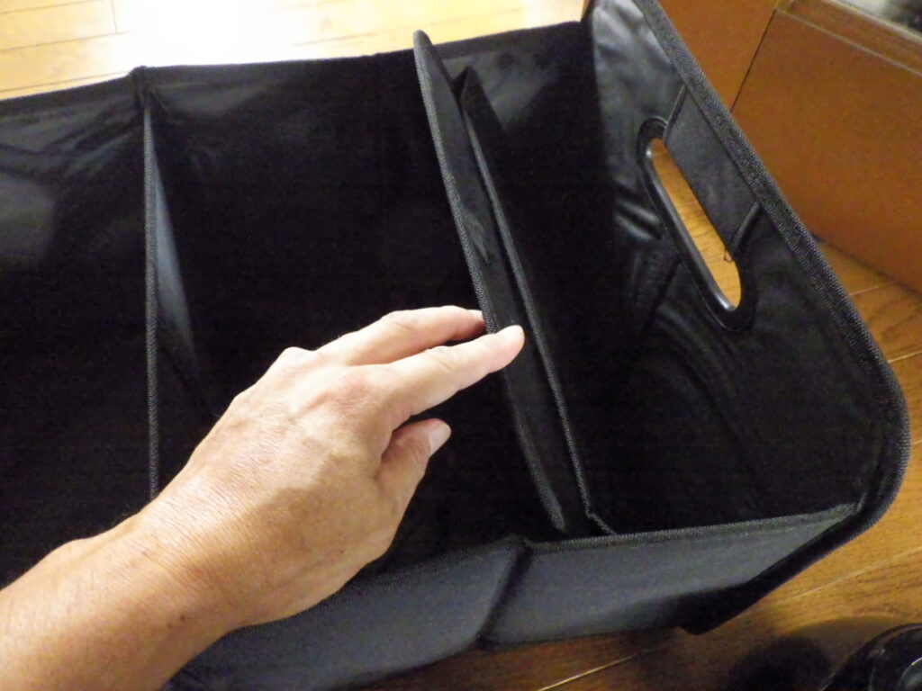 折り畳み式収納ボックス