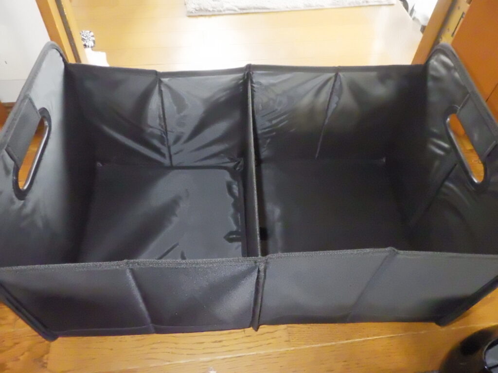 折り畳み式収納ボックス