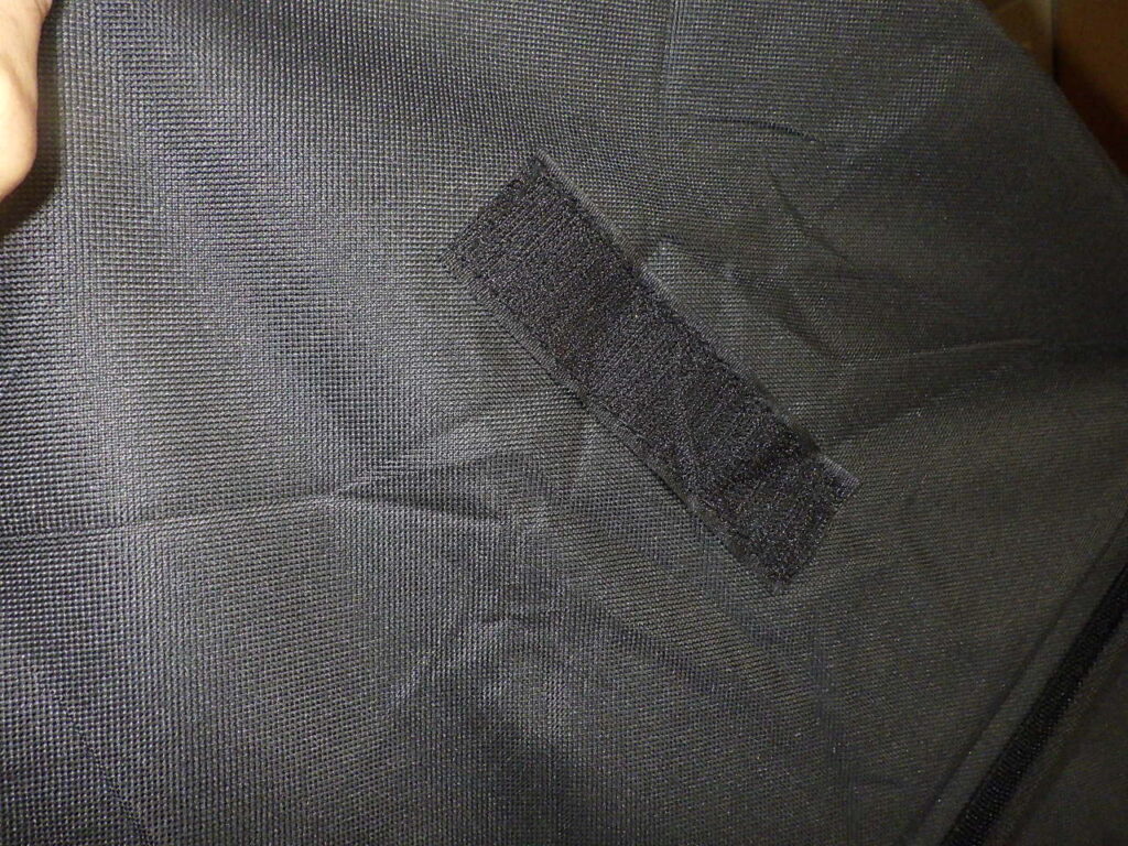 折り畳み式収納ボックス