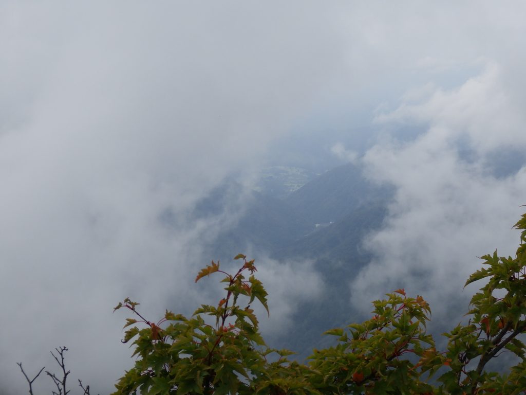 神室山頂上からの景色