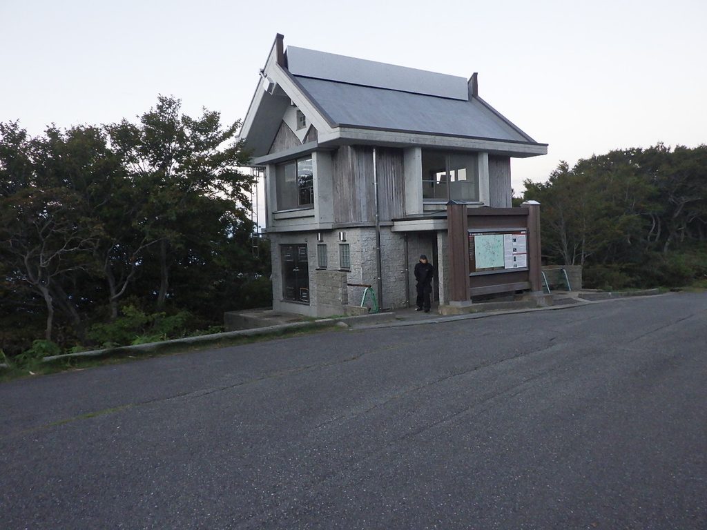 滝ノ小屋登山口駐車場のトイレ