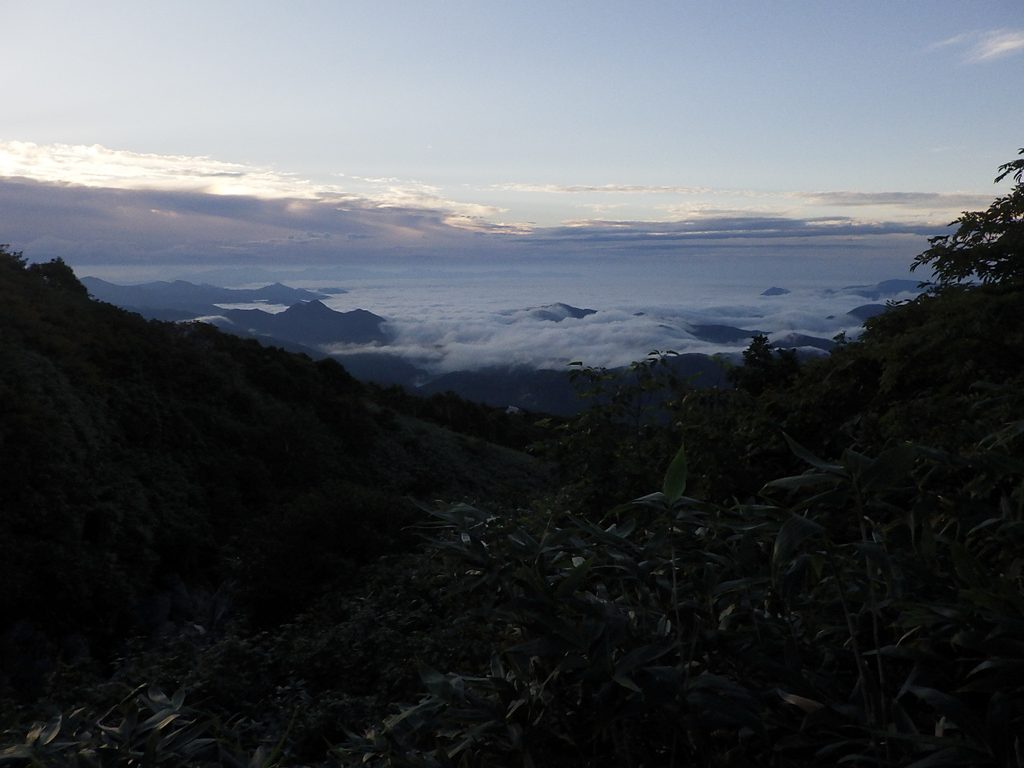 鳥海山からの雲海